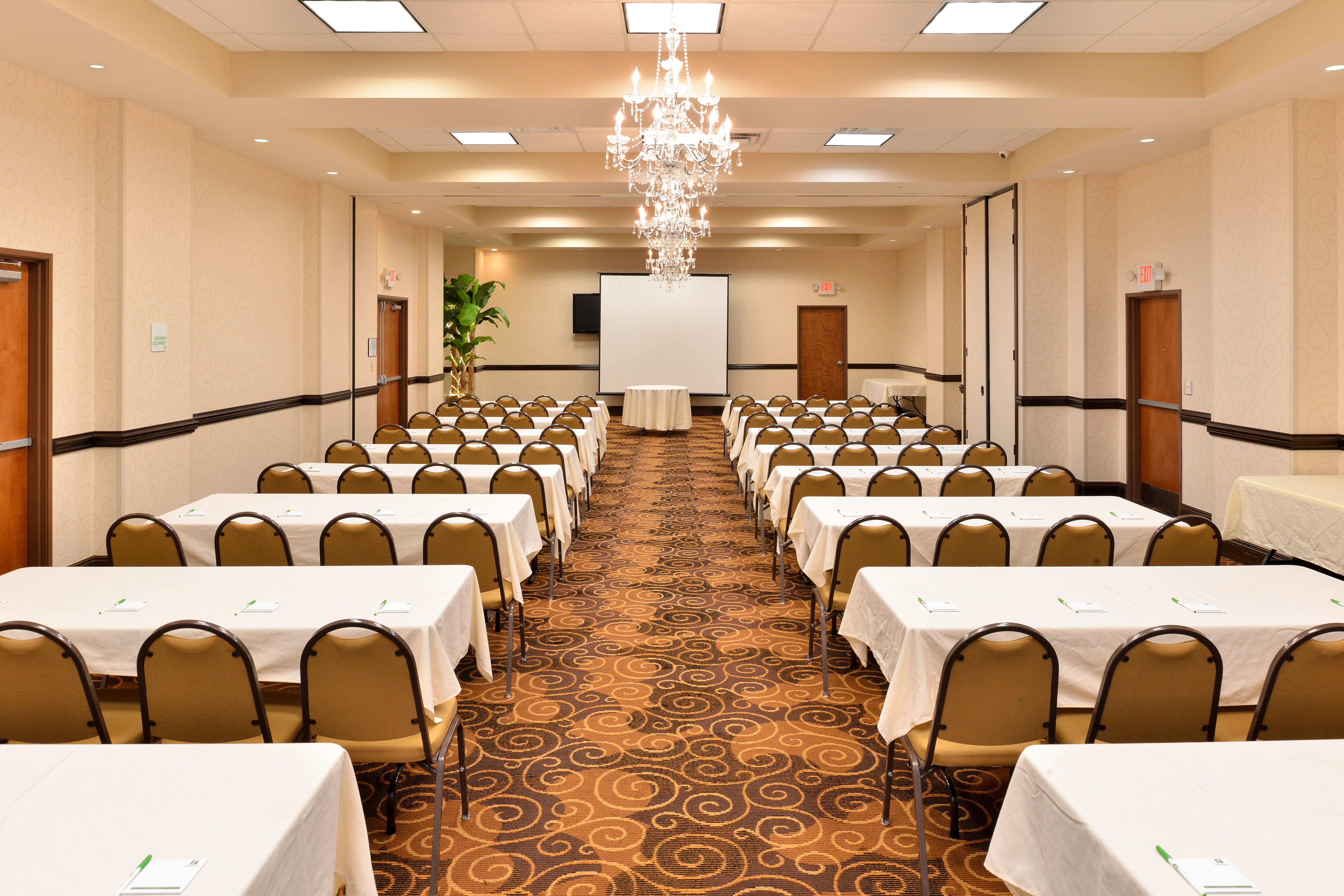 Holiday Inn Montgomery South Airport By Ihg Hope Hull Bagian luar foto