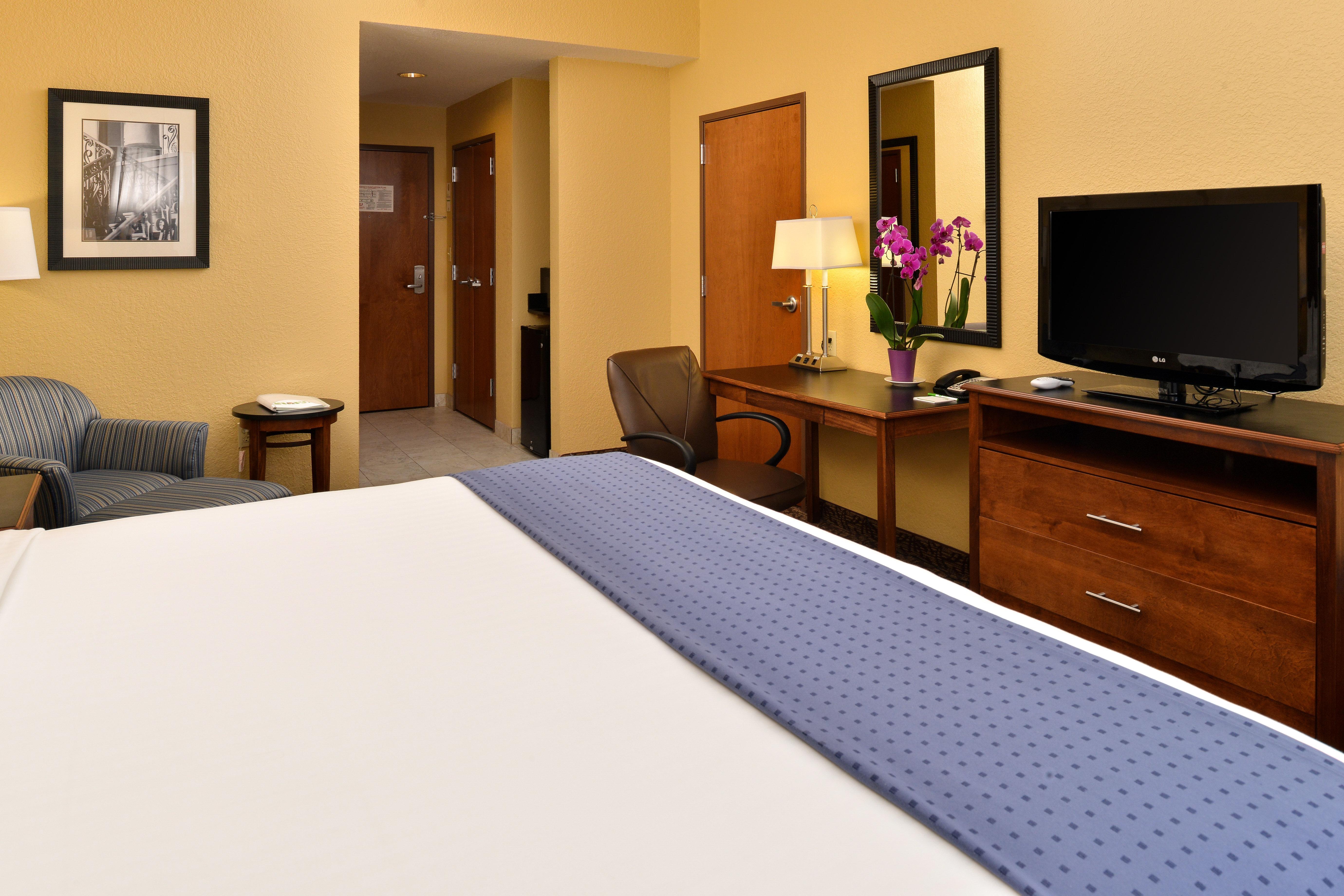 Holiday Inn Montgomery South Airport By Ihg Hope Hull Bagian luar foto